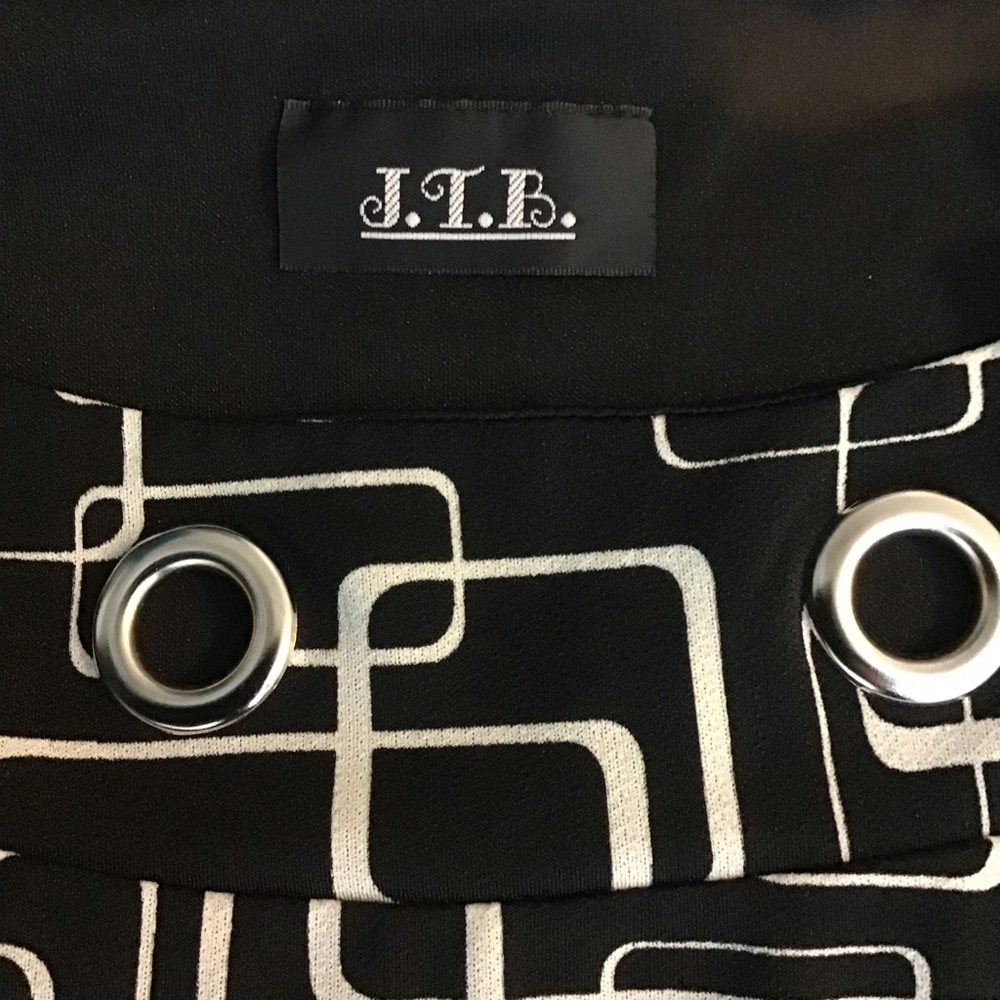 J.T.B. - Black/White Sleeveless Loop D Loop Blouse - image 4